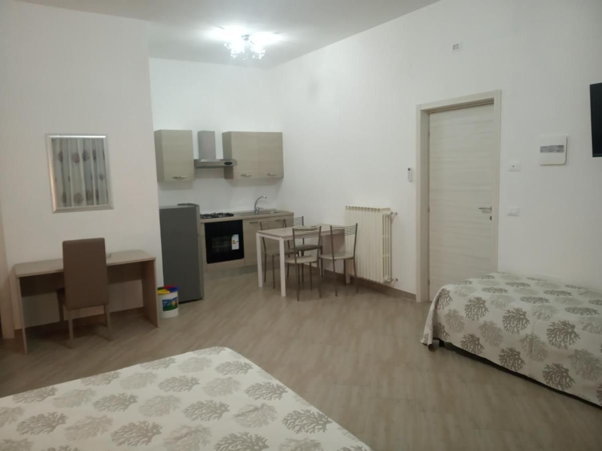 Mediterranea Guest House Porto Cesareo Eksteriør bilde