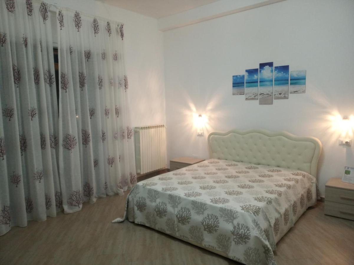 Mediterranea Guest House Porto Cesareo Eksteriør bilde